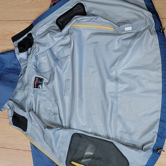 MAMMUT MASAO DRY TECH PREMIUM JACKET, SIZE MEDIUM - Picture 10 of 16
